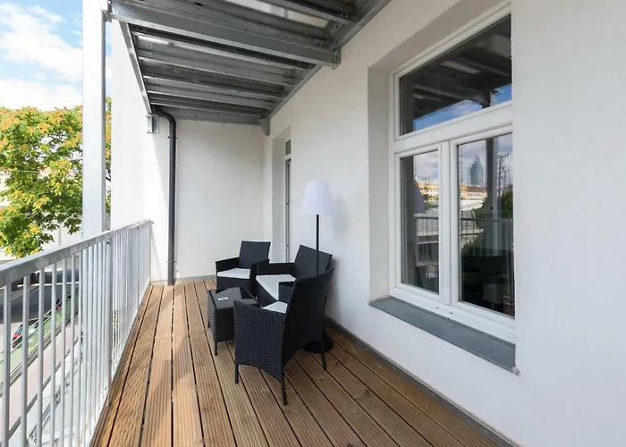 דירה Spacious In Center With Terrace וינה