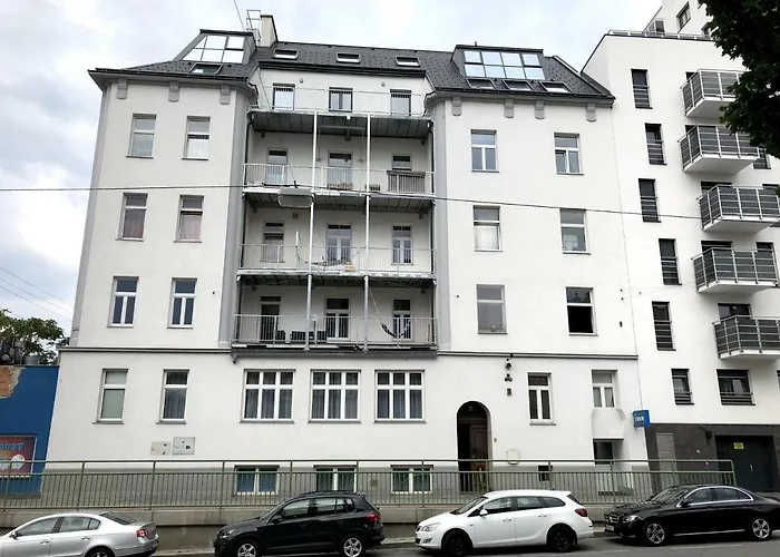 דירה Spacious In Center With Terrace וינה